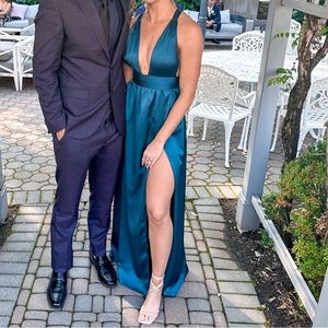 Hello Molly Dear Emilia Under My Spell Maxi Dress - Peacock